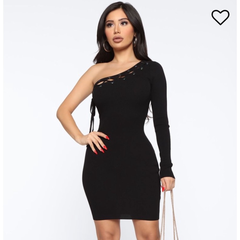 FASHION NOVA || NEVER WORN BLACK DRESS